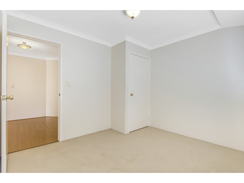 87 Clarkson Avenue, Tapping WA 6065