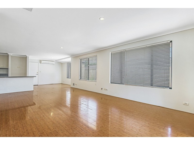 87 Clarkson Avenue, Tapping WA 6065