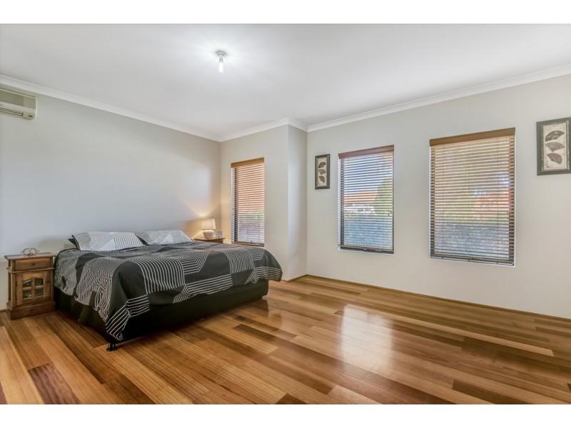 12 Carpenter Chase, Wanneroo WA 6065