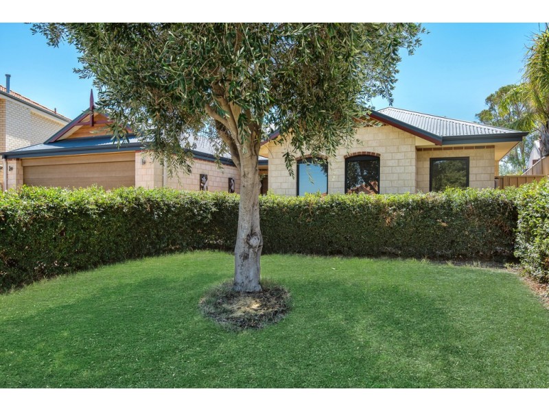 12 Carpenter Chase, Wanneroo WA 6065