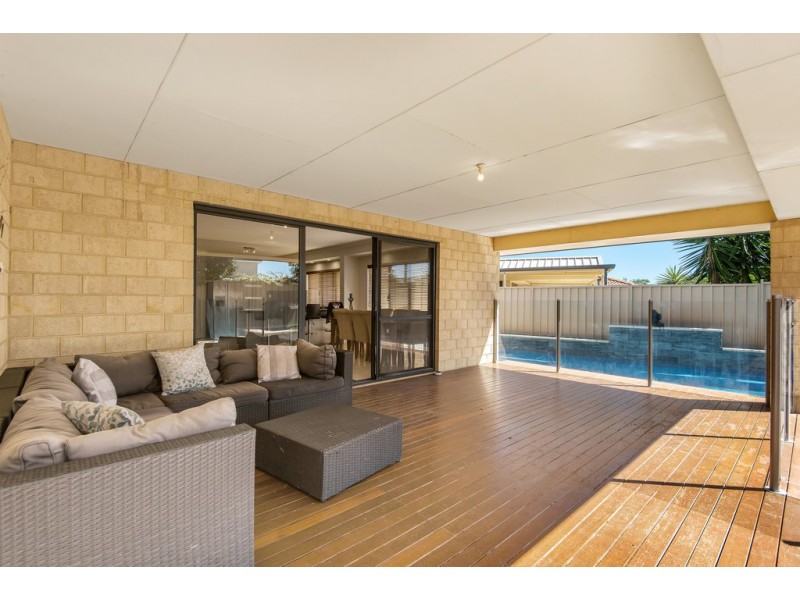12 Carpenter Chase, Wanneroo WA 6065