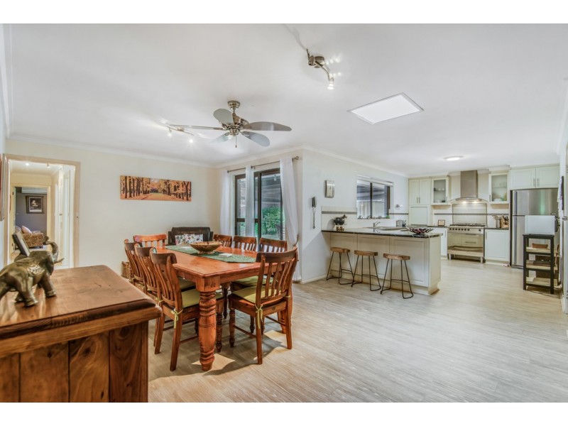 2 Malak Court, Wanneroo WA 6065