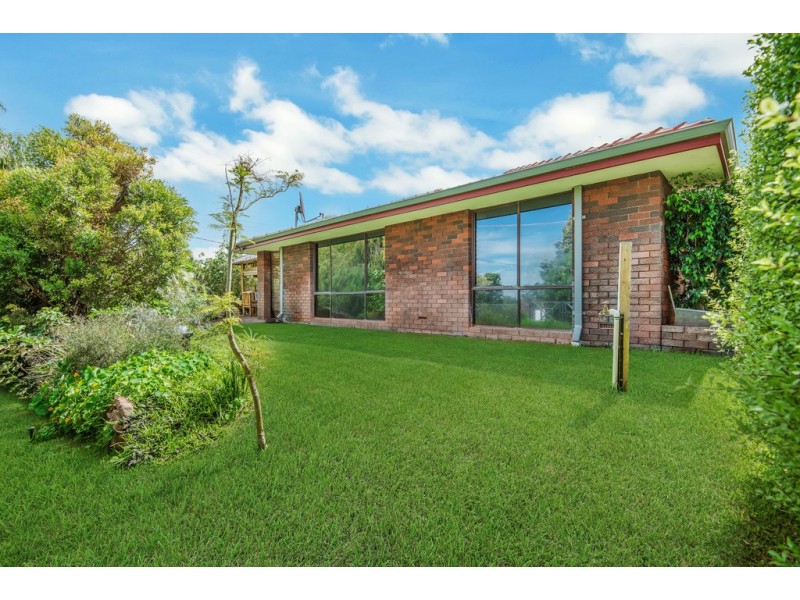 2 Malak Court, Wanneroo WA 6065