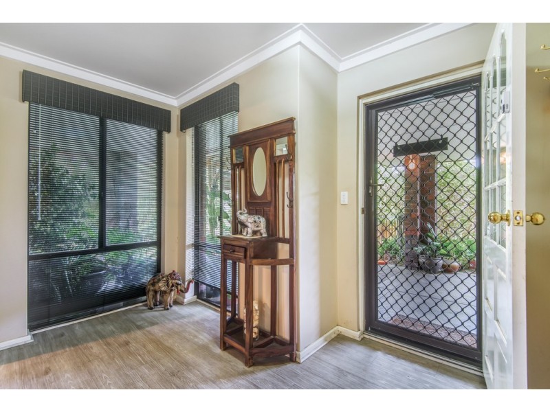 2 Malak Court, Wanneroo WA 6065