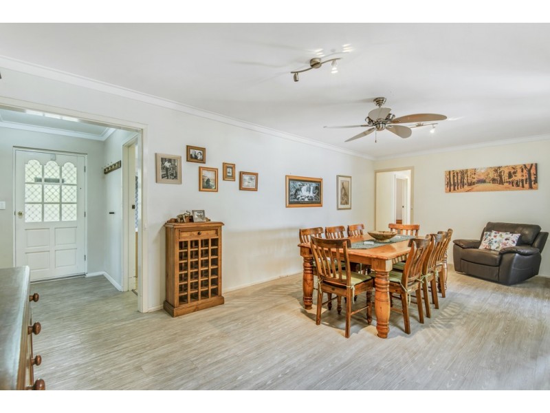 2 Malak Court, Wanneroo WA 6065