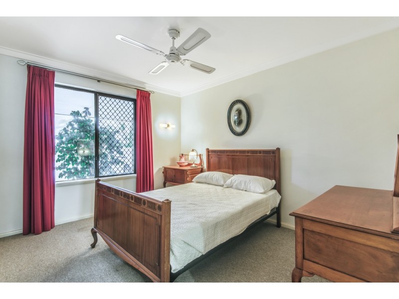 2 Malak Court, Wanneroo WA 6065