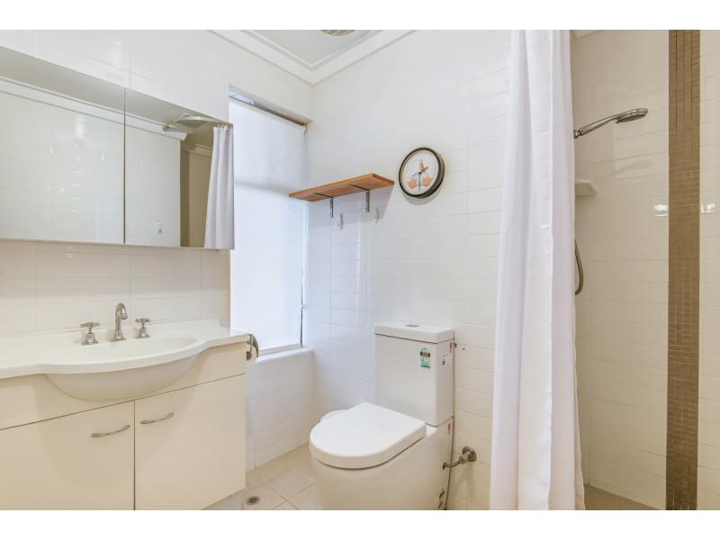 2 Malak Court, Wanneroo WA 6065