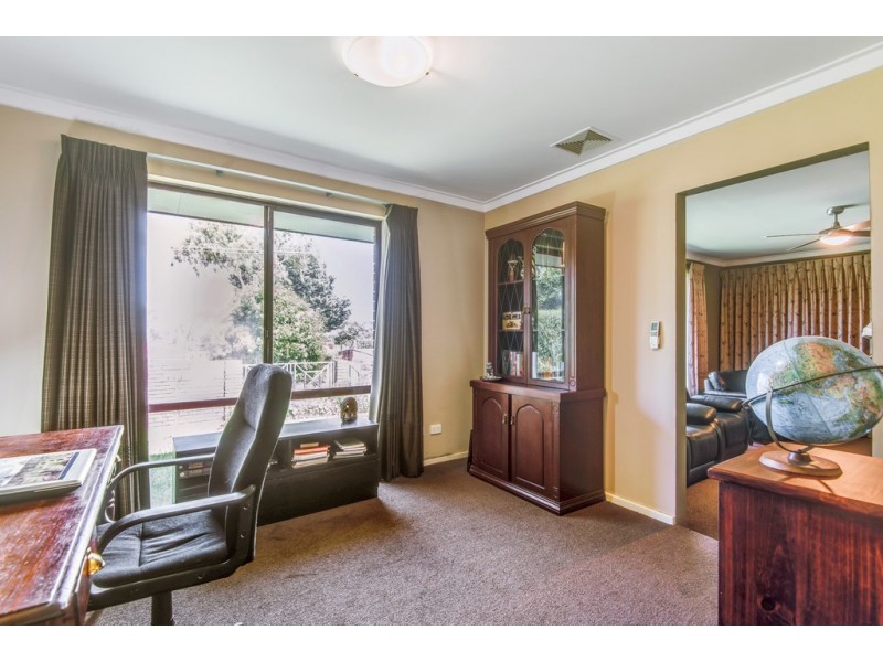 2 Malak Court, Wanneroo WA 6065