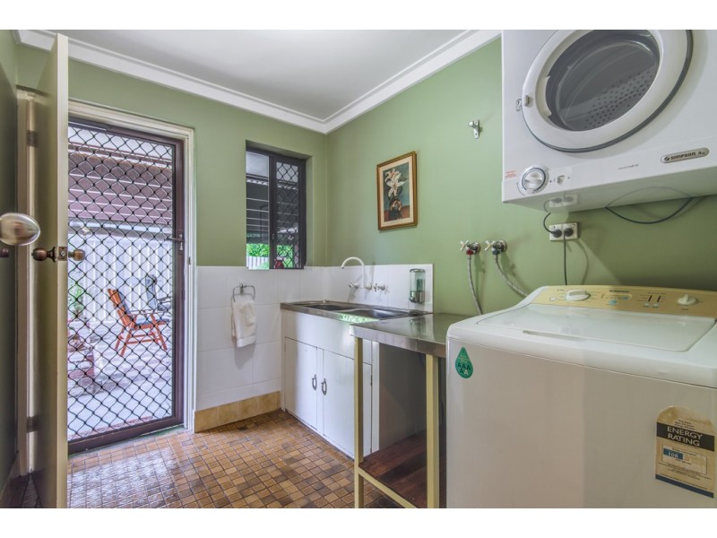 2 Malak Court, Wanneroo WA 6065