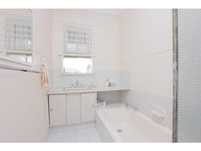 20 Greenacre Street, Dianella WA 6059