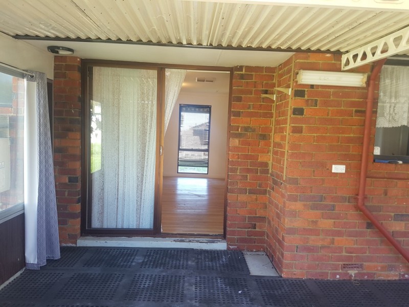 40 Civic Drive, Wanneroo WA 6065