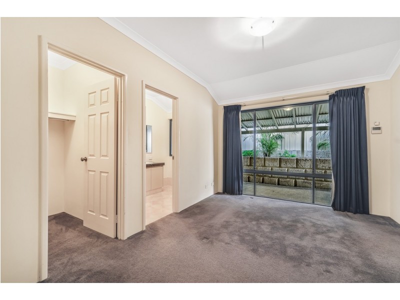 91 Manchester Drive, Hocking WA 6065