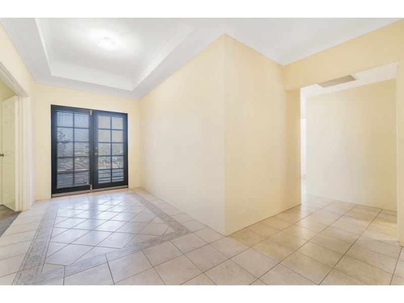 91 Manchester Drive, Hocking WA 6065