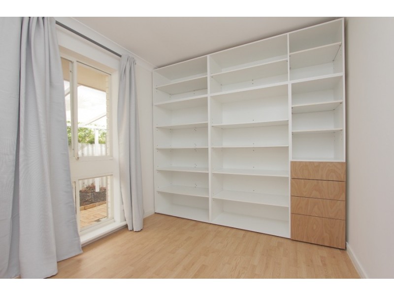 4 Wanill Place, Wanneroo WA 6065