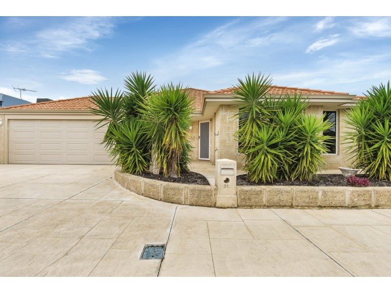 21 Egretta Road, Tapping WA 6065
