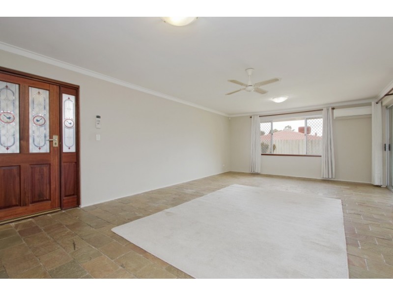 11 Katrine Way, Hamersley WA 6022