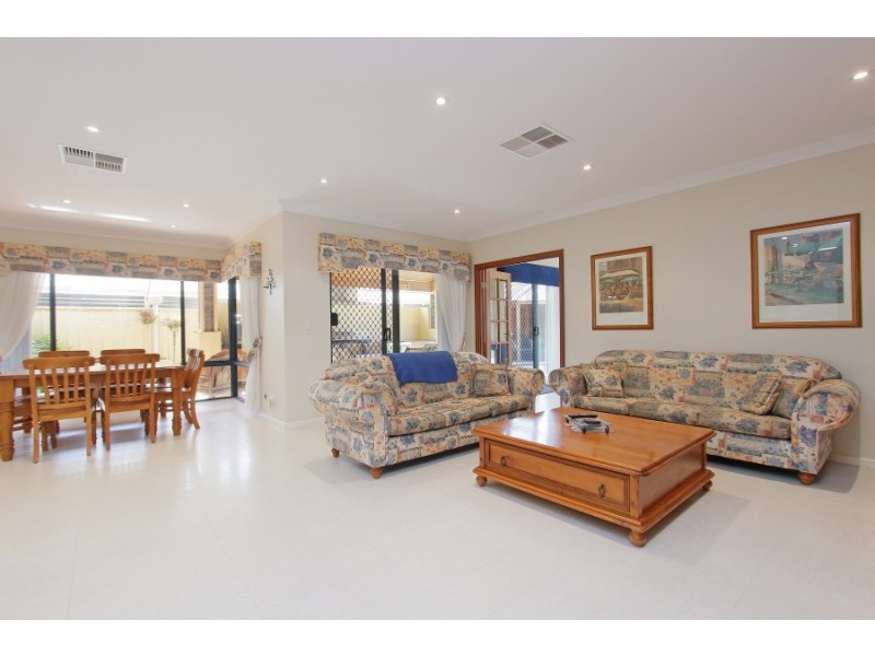 53 Millendon Street, Carramar WA 6031