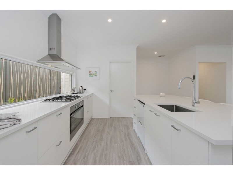 20 Antina Road, Banksia Grove WA 6031