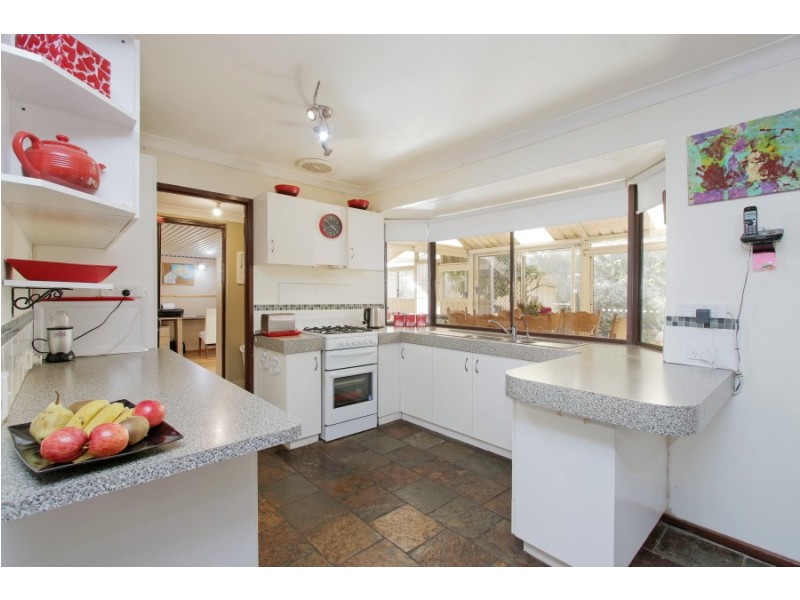 18 Munderee Place, Wanneroo WA 6065