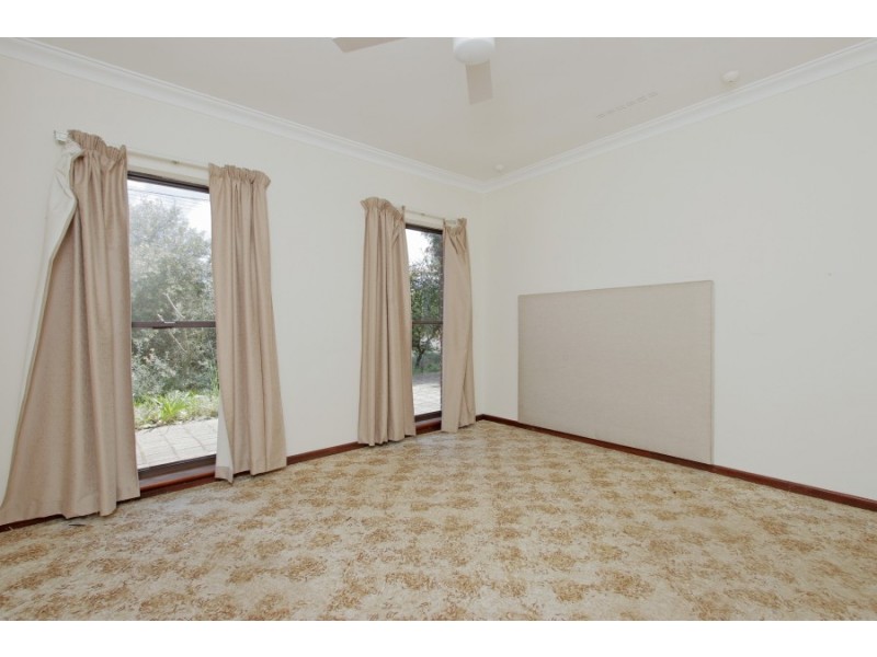 21 Topeka Place, Wanneroo WA 6065