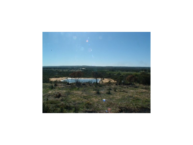 699 Chitna Rd, Neergabby WA 6503