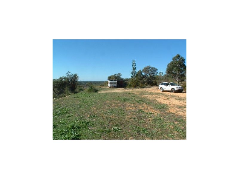 699 Chitna Rd, Neergabby WA 6503