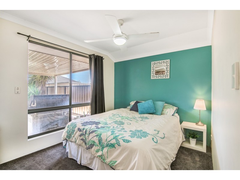 4 Nalgan Court, Carramar WA 6031