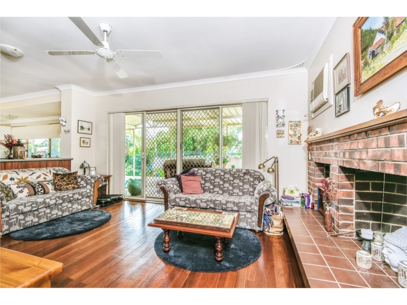 51 Dallas Crescent, Wanneroo WA 6065