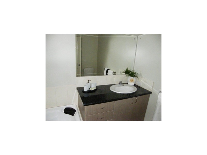 19 Kembla Circle, Madeley WA 6065