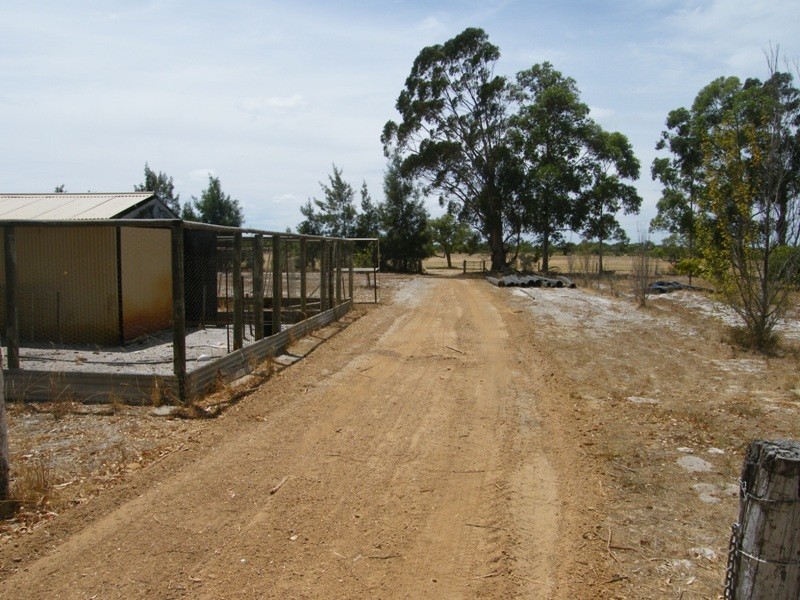 1312 Military Road, Gingin WA 6503