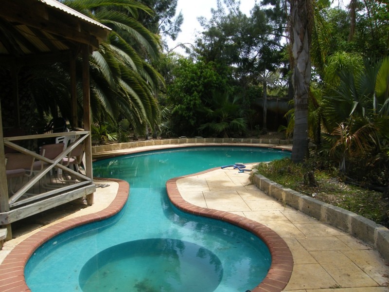 1312 Military Road, Gingin WA 6503