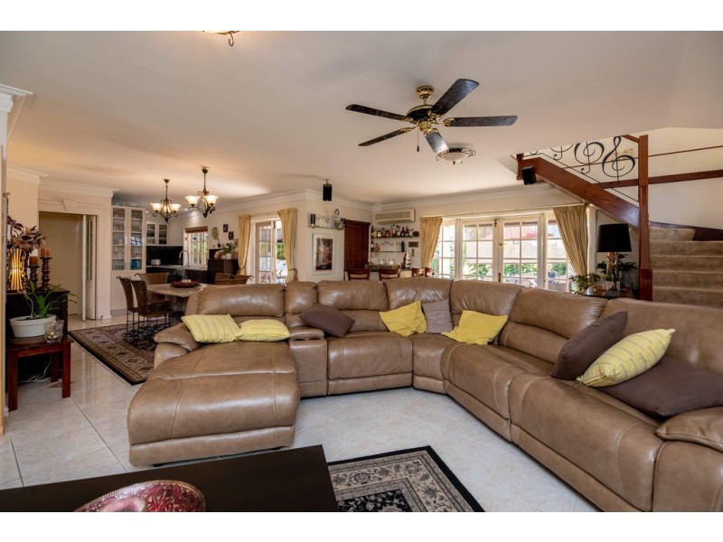 19 Downing Crescent, Wanneroo WA 6065