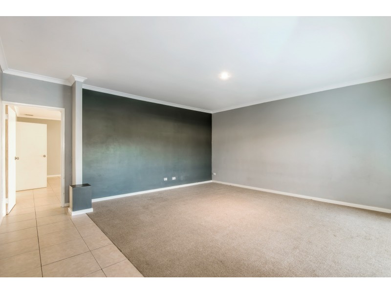 33 Hennessy Drive, Ashby WA 6065