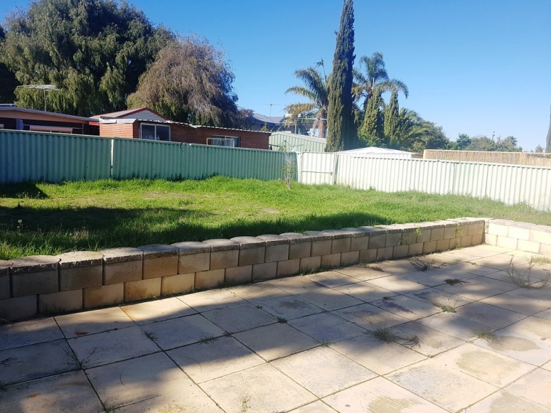 40 Civic Drive, Wanneroo WA 6065