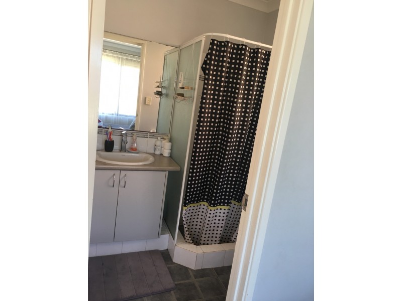 25 Vancouver Parade, Wanneroo WA 6065