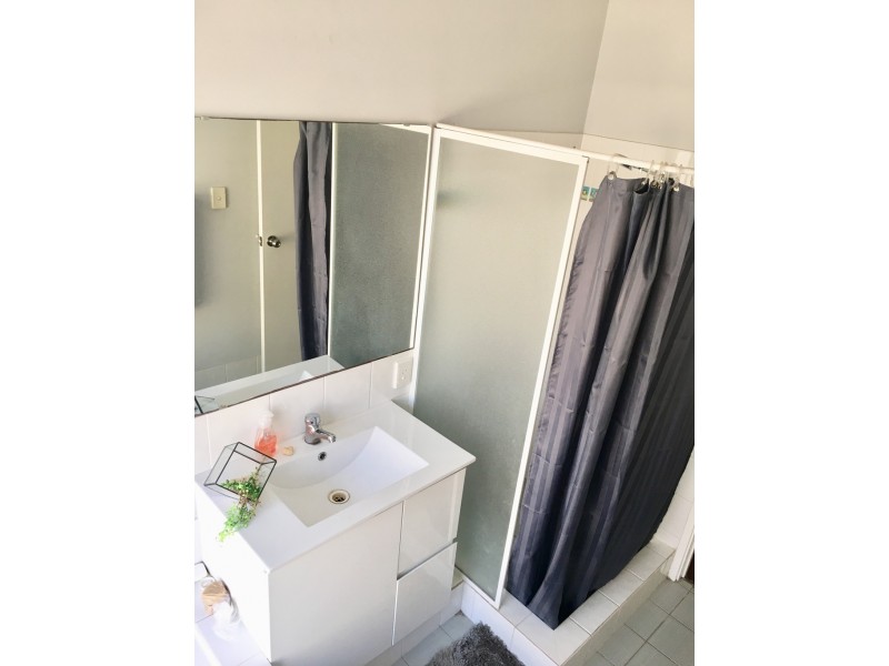 25 Vancouver Parade, Wanneroo WA 6065