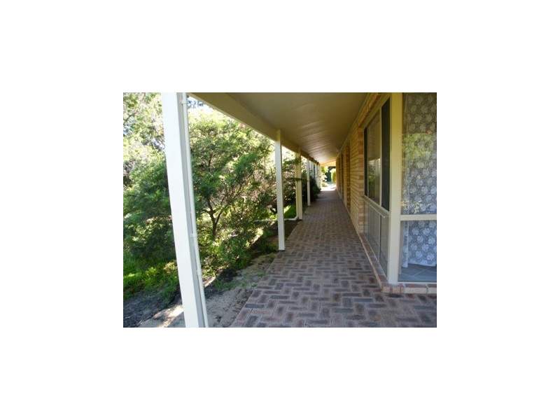 74 Woolly Bush Loop, Woodridge WA 6041