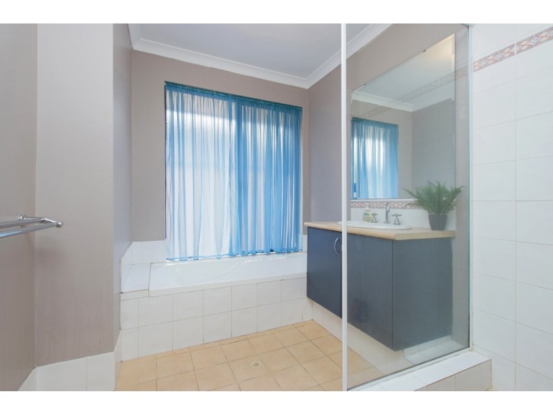 10 Gausson Turn, Ashby WA 6065