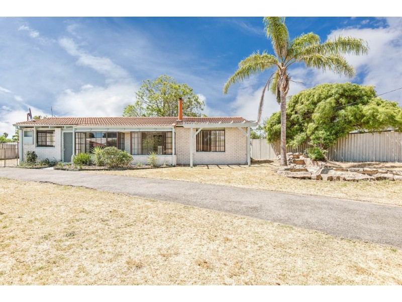 32 Dallas Crescent, Wanneroo WA 6065