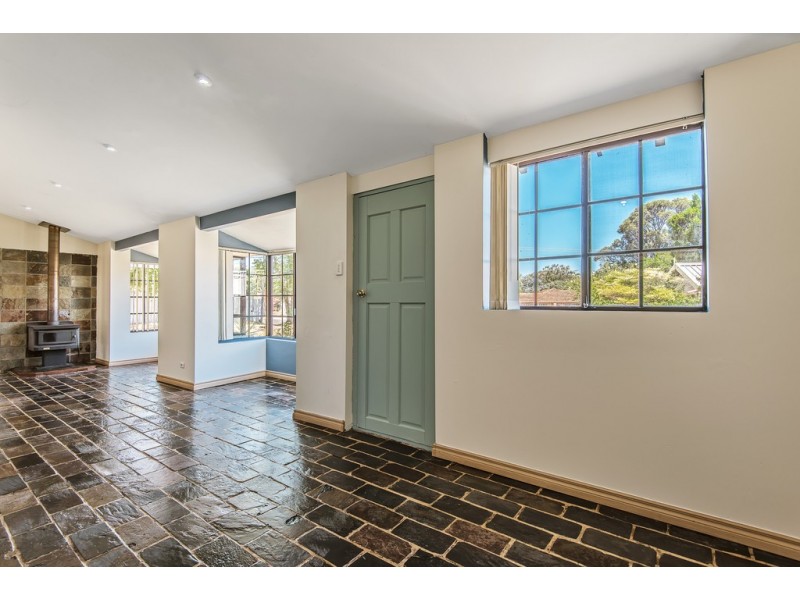 32 Dallas Crescent, Wanneroo WA 6065