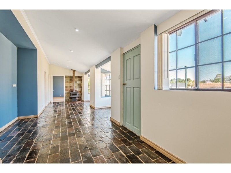 32 Dallas Crescent, Wanneroo WA 6065