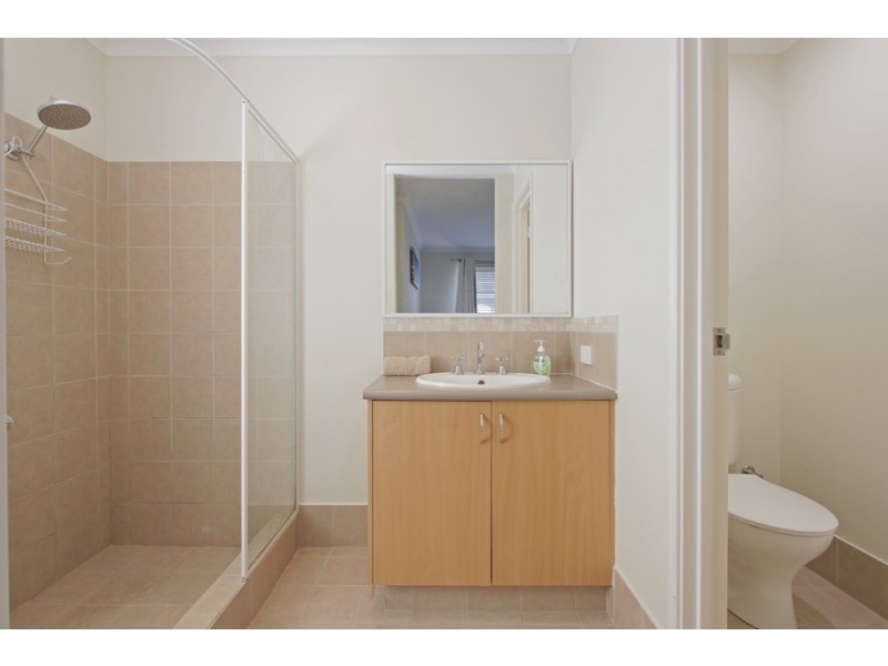 11 Kansas Lane, Hocking WA 6065