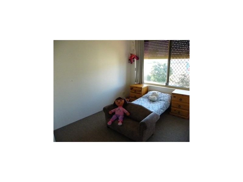 9 Retreat Green, Banksia Grove WA 6031