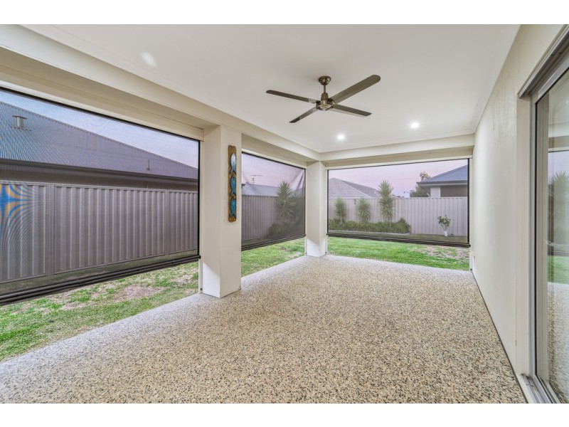 6 Dietes View, Sinagra WA 6065