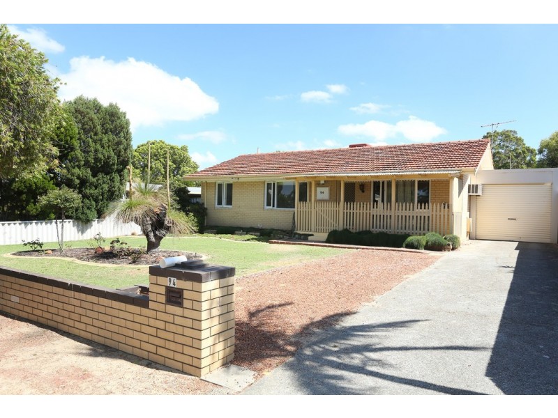 94 Casserley Avenue, Girrawheen WA 6064