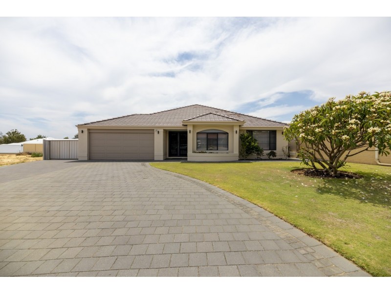 30 Basico Avenue, Sinagra WA 6065