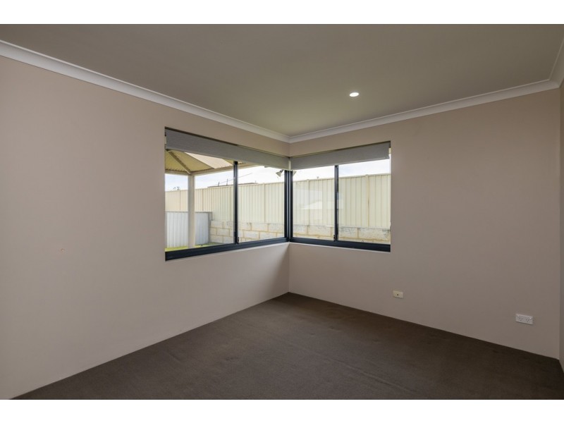 30 Basico Avenue, Sinagra WA 6065