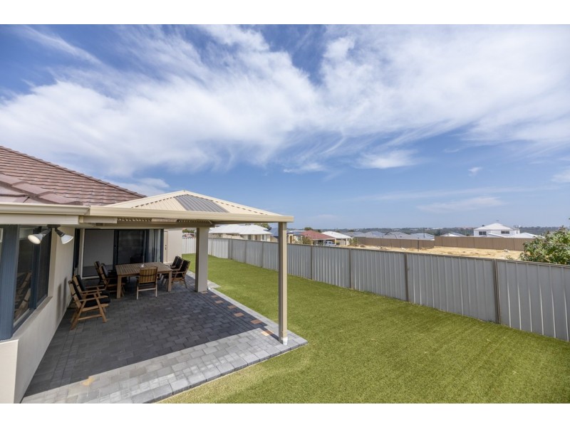 30 Basico Avenue, Sinagra WA 6065