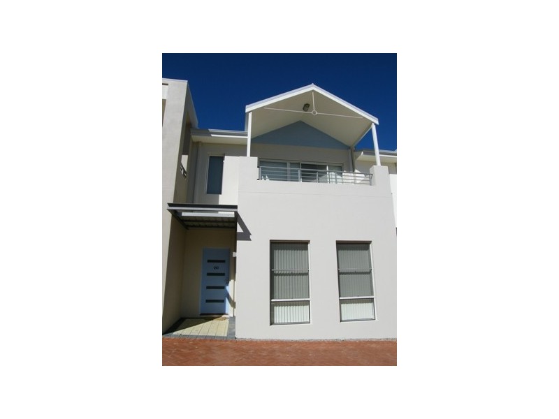 10 – 290  Ocean Keys Blvd, Clarkson WA 6030