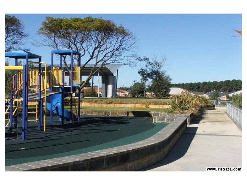 15 Triller Bend, Tapping WA 6065